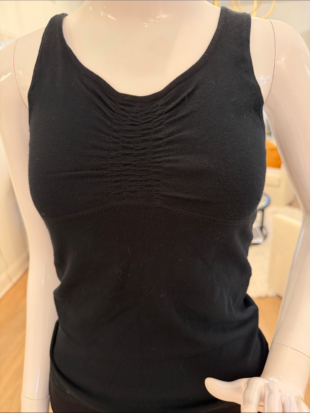 Black Ruched Scoop Neck Tank Top - Women